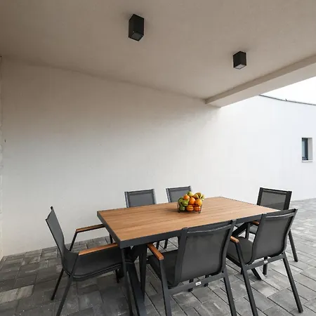 Villa Ruzarija By Tourist Adria Group
